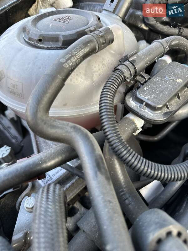 Универсал Volkswagen Passat 2019 в Стрые