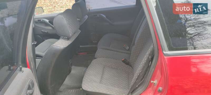 Универсал Volkswagen Passat 1994 в Киеве фото 2 Универсал Volkswagen Passat 1994 в Киеве