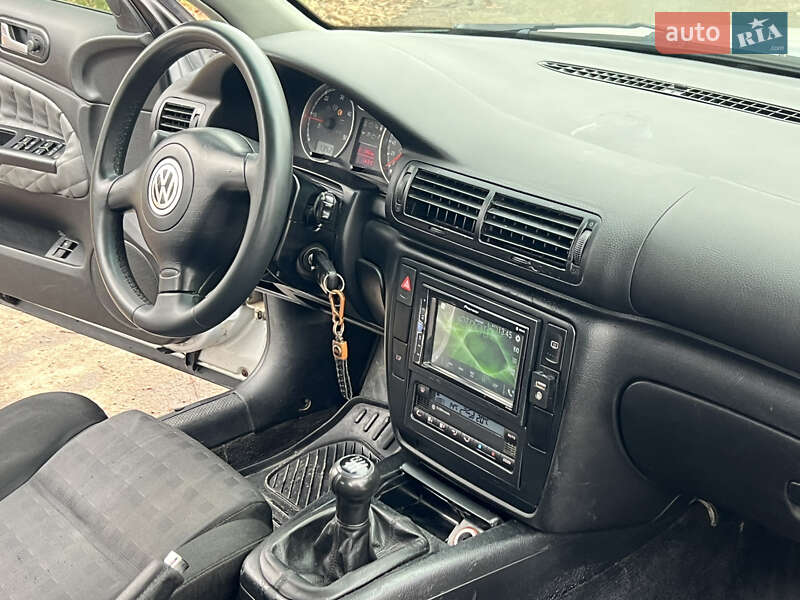 Седан Volkswagen Passat 2002 в Черновцах фото 8 Седан Volkswagen Passat 2002 в Черновцах