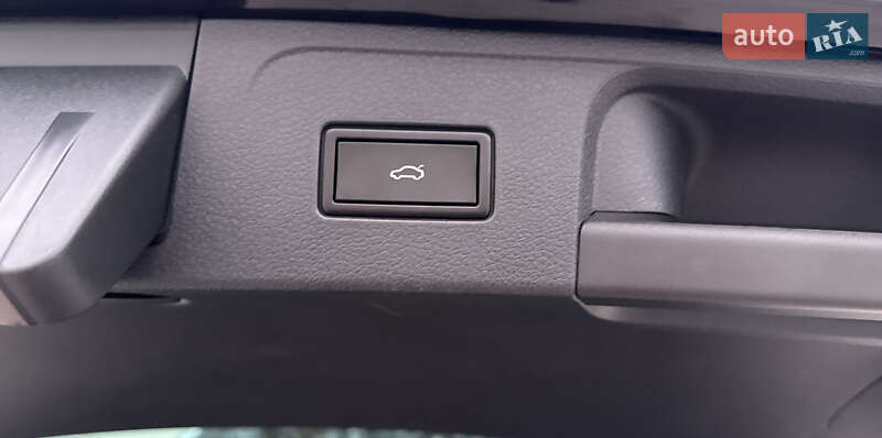 Универсал Volkswagen Passat 2018 в Луцке фото 23 Универсал Volkswagen Passat 2018 в Луцке