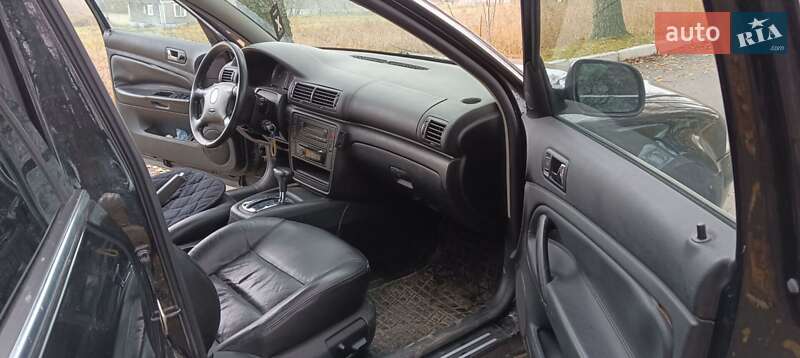 Универсал Volkswagen Passat 2003 в Дунаевцах