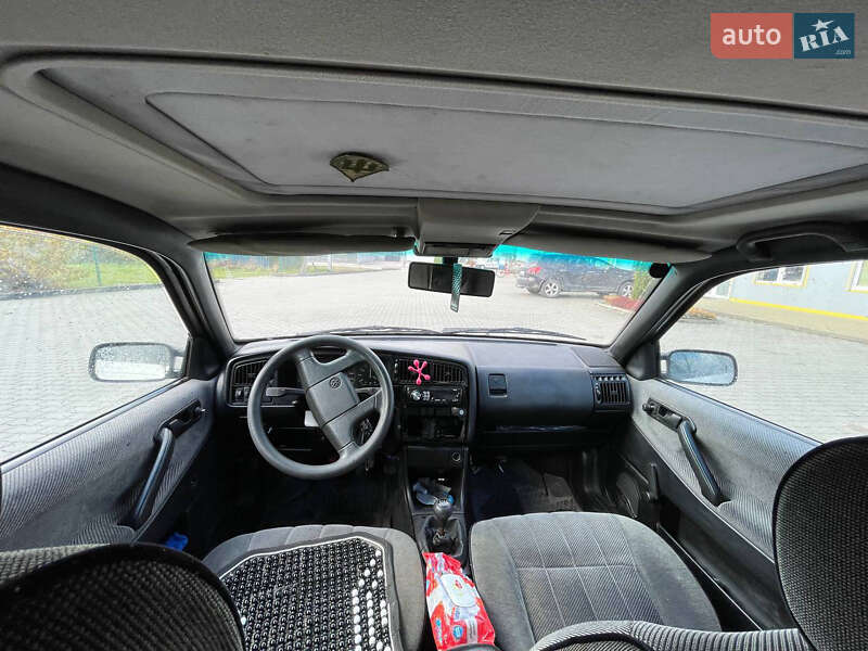 Универсал Volkswagen Passat 1989 в Рава-Русской фото 8 Универсал Volkswagen Passat 1989 в Рава-Русской