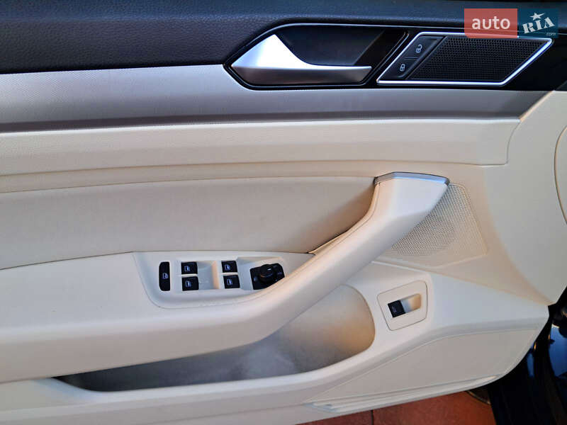 Седан Volkswagen Passat 2016 в Виннице фото 37 Седан Volkswagen Passat 2016 в Виннице