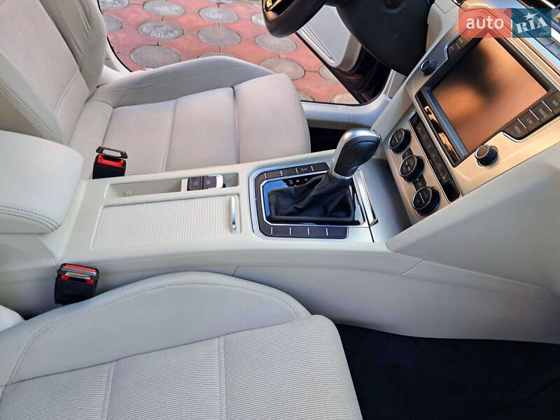 Седан Volkswagen Passat 2016 в Виннице фото 49 Седан Volkswagen Passat 2016 в Виннице