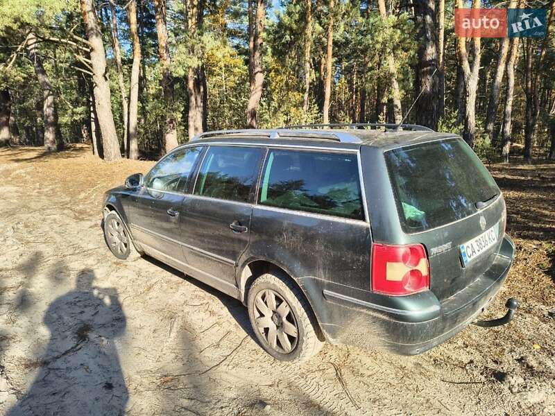 Универсал Volkswagen Passat 2003 в Смеле