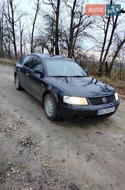 Седан Volkswagen Passat 1997 в Городке