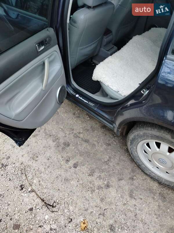 Седан Volkswagen Passat 1997 в Городку