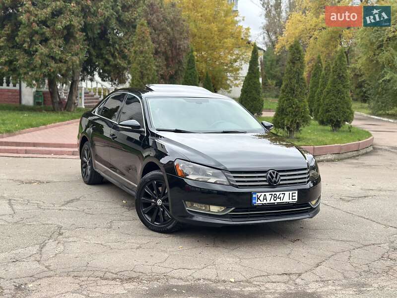 Седан Volkswagen Passat 2011 в Києві