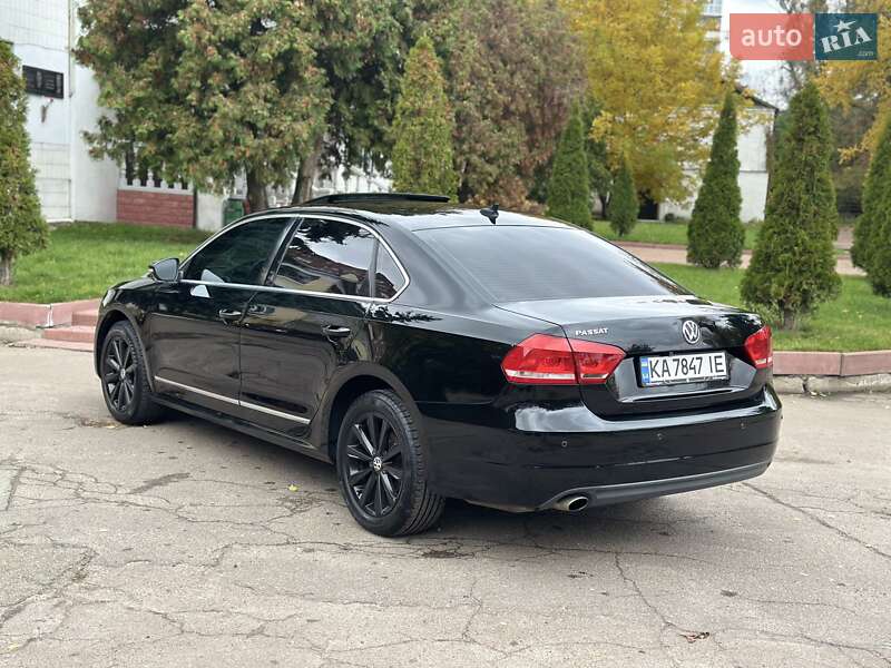 Седан Volkswagen Passat 2011 в Києві