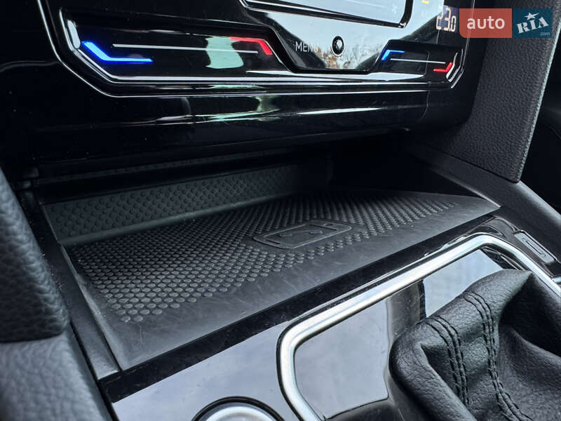 Универсал Volkswagen Passat 2020 в Луцке фото 21 Универсал Volkswagen Passat 2020 в Луцке