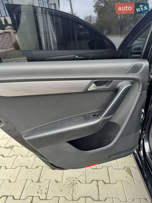 Седан Volkswagen Passat 2011 в Черновцах фото 17 Седан Volkswagen Passat 2011 в Черновцах