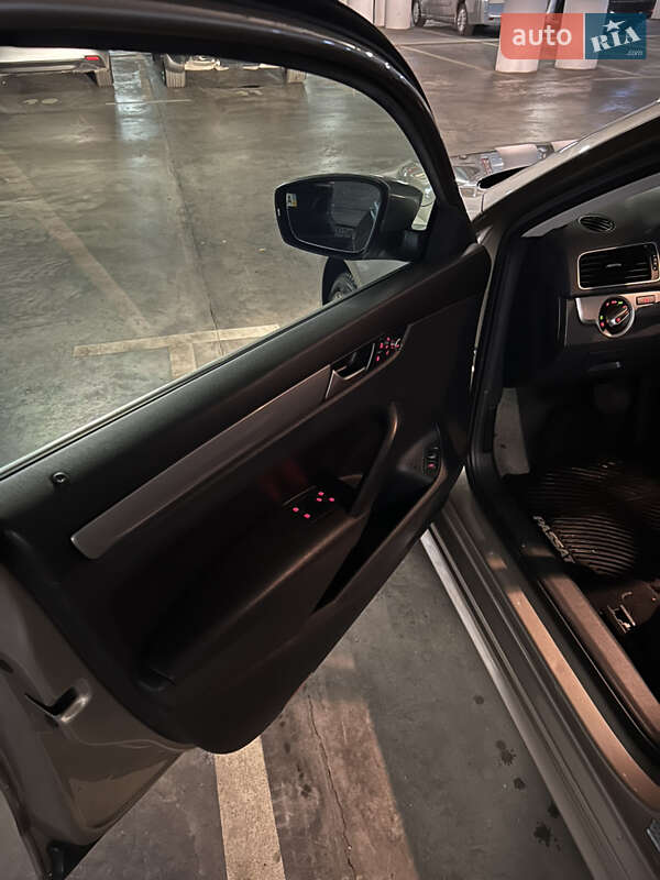 Седан Volkswagen Passat 2015 в Виннице фото 30 Седан Volkswagen Passat 2015 в Виннице