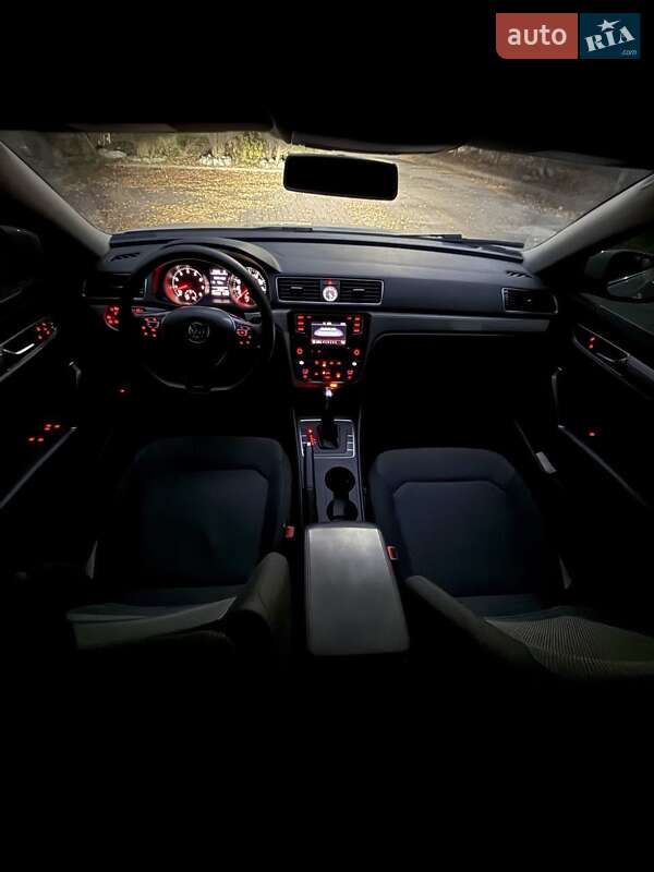 Седан Volkswagen Passat 2017 в Запорожье