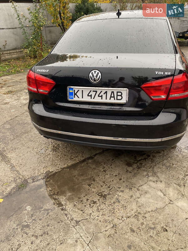 Седан Volkswagen Passat 2013 в Умані