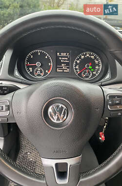 Седан Volkswagen Passat 2013 в Умани