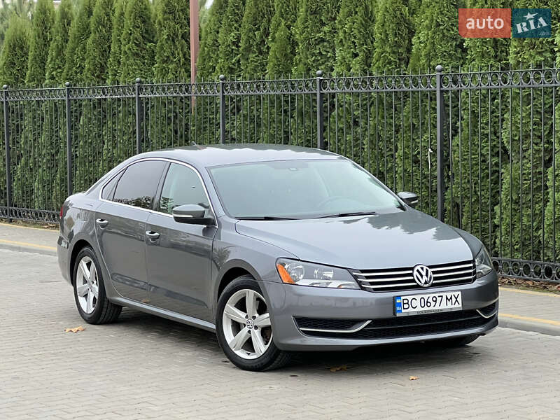 Седан Volkswagen Passat 2013 в Одессе