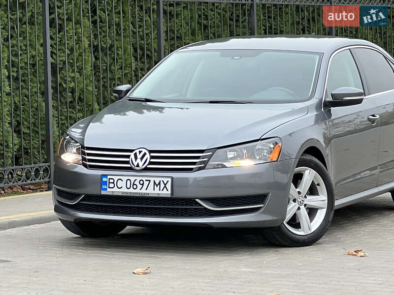 Седан Volkswagen Passat 2013 в Одессе