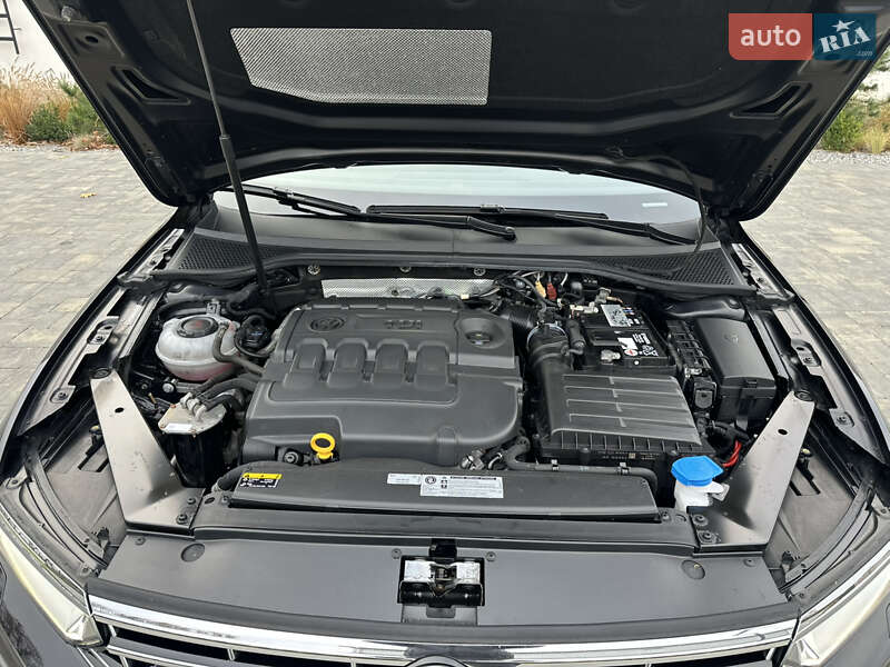 Универсал Volkswagen Passat 2019 в Луцке