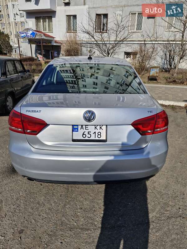 Седан Volkswagen Passat 2015 в Одессе фото 5 Седан Volkswagen Passat 2015 в Одессе