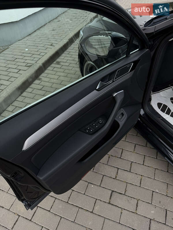 Универсал Volkswagen Passat 2016 в Житомире