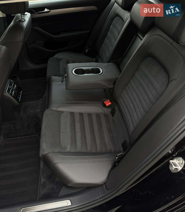 Универсал Volkswagen Passat 2016 в Житомире