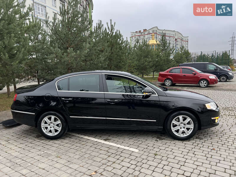 Седан Volkswagen Passat 2006 в Ивано-Франковске