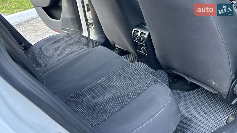 Универсал Volkswagen Passat 2012 в Дрогобыче фото 53 Универсал Volkswagen Passat 2012 в Дрогобыче