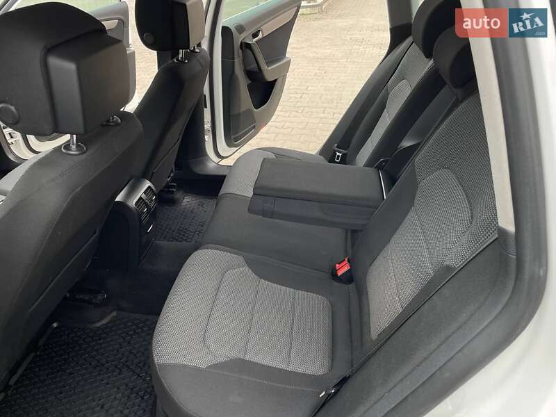 Универсал Volkswagen Passat 2011 в Луцке фото 39 Универсал Volkswagen Passat 2011 в Луцке