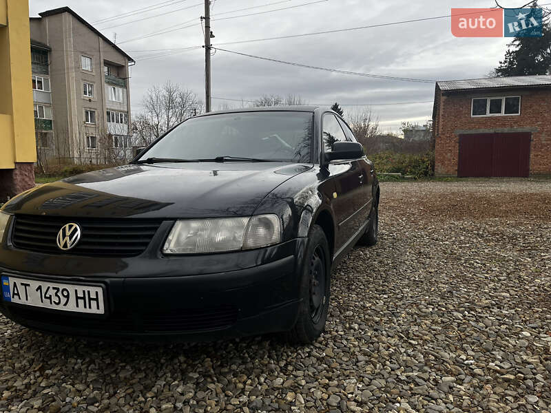 Седан Volkswagen Passat 1999 в Івано-Франківську