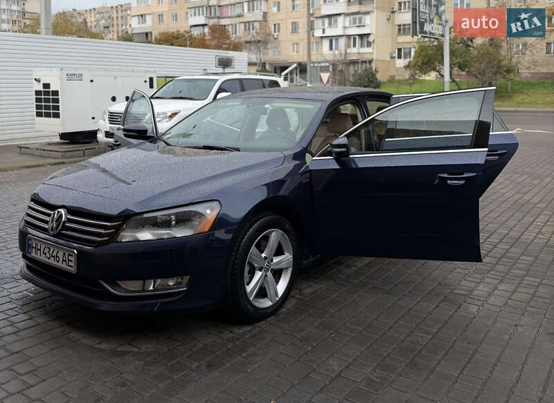 Седан Volkswagen Passat 2015 в Одесі фото Седан Volkswagen Passat 2015 в Одесі