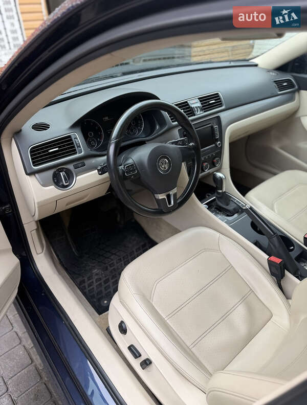 Седан Volkswagen Passat 2015 в Одесі фото 58 Седан Volkswagen Passat 2015 в Одесі