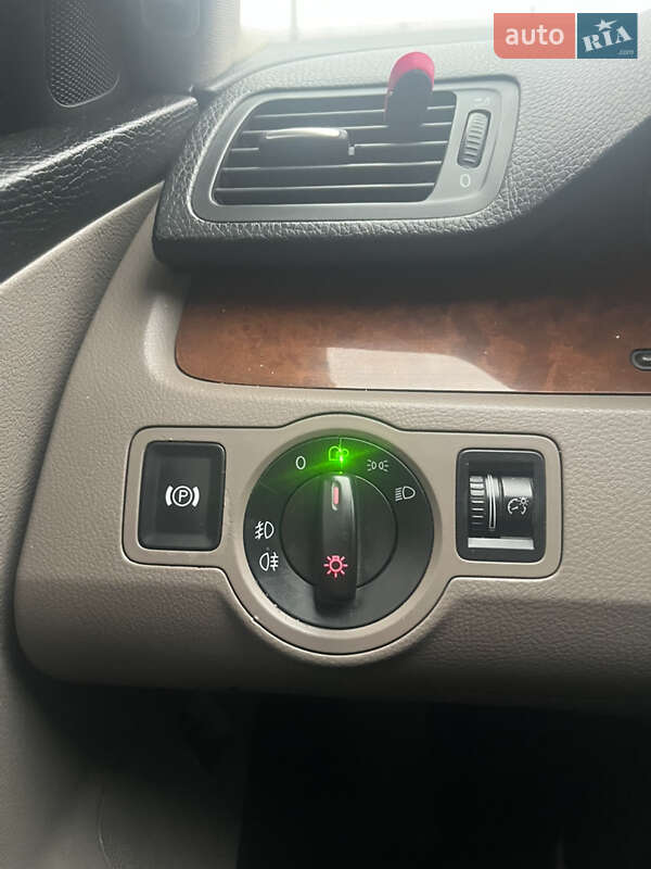 Універсал Volkswagen Passat 2007 в Березному