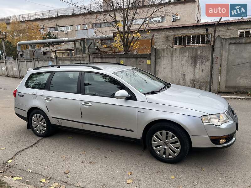 Универсал Volkswagen Passat 2006 в Запорожье
