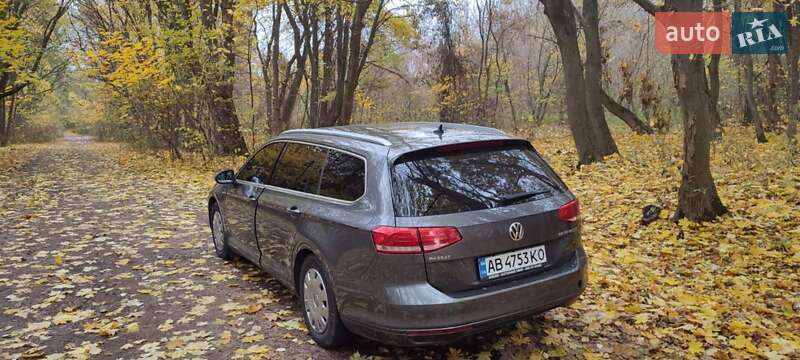 Універсал Volkswagen Passat 2017 в Козятині