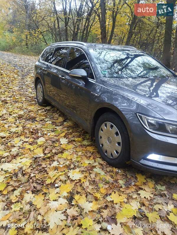Універсал Volkswagen Passat 2017 в Козятині