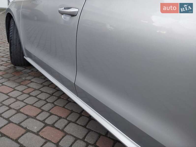 Седан Volkswagen Passat 2012 в Львове