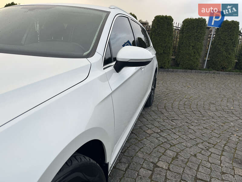 Универсал Volkswagen Passat 2018 в Львове