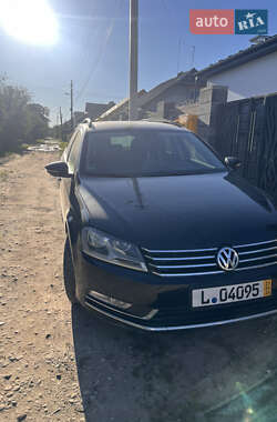 Универсал Volkswagen Passat 2011 в Самборе