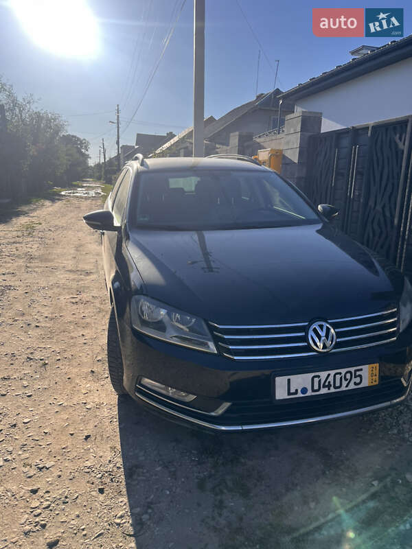 Volkswagen Passat 2011 Volkswagen Passat 2011