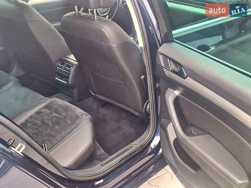 Універсал Volkswagen Passat 2016 в Тернополі