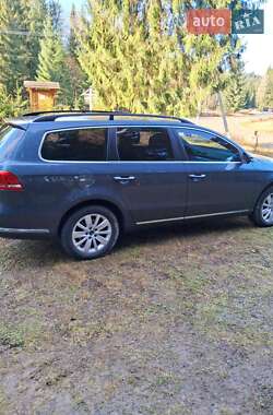 Універсал Volkswagen Passat 2011 в Івано-Франківську