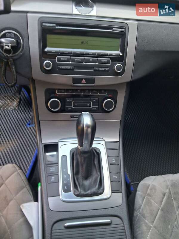 Універсал Volkswagen Passat 2011 в Івано-Франківську фото 15 Універсал Volkswagen Passat 2011 в Івано-Франківську