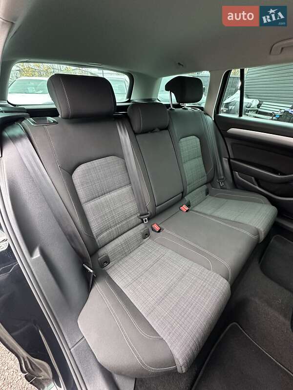 Универсал Volkswagen Passat 2021 в Белогородке