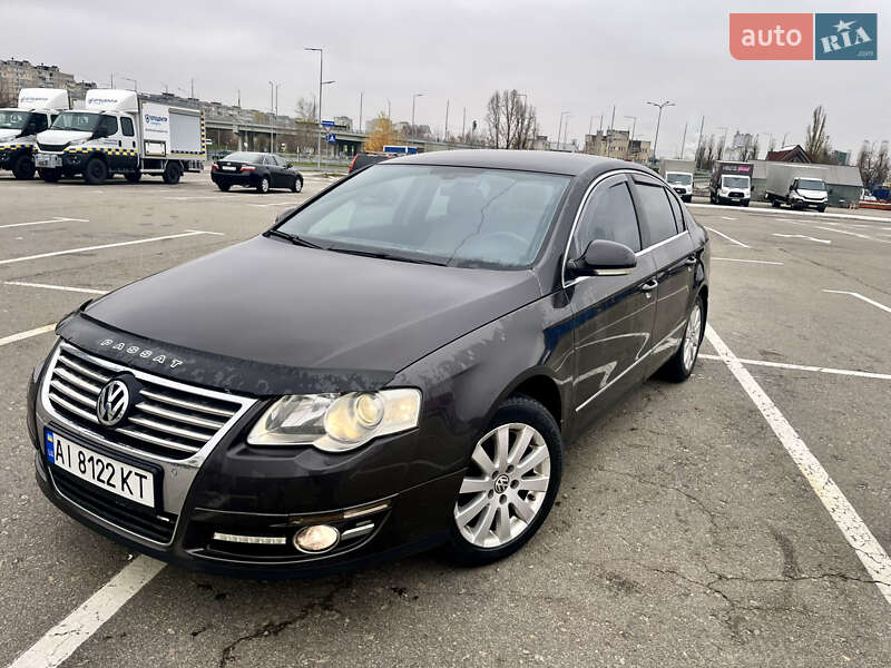 Седан Volkswagen Passat 2007 в Киеве