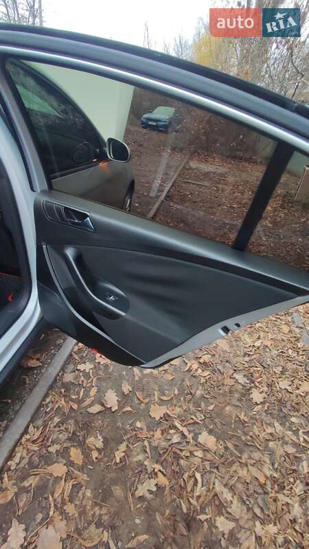 Седан Volkswagen Passat 2006 в Киеве фото 8 Седан Volkswagen Passat 2006 в Киеве