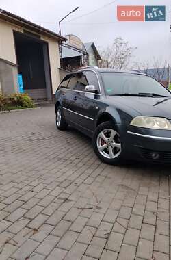 Універсал Volkswagen Passat 2001 в Новоархангельську
