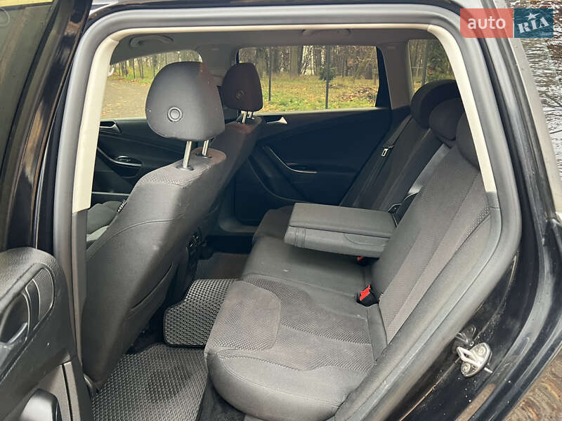 Универсал Volkswagen Passat 2010 в Стрые фото 6 Универсал Volkswagen Passat 2010 в Стрые