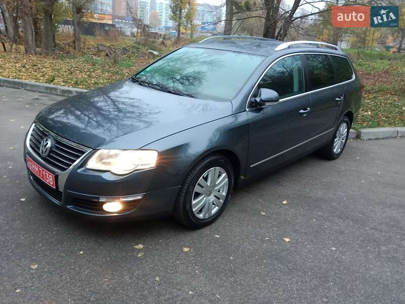 Универсал Volkswagen Passat 2010 в Золотоноше