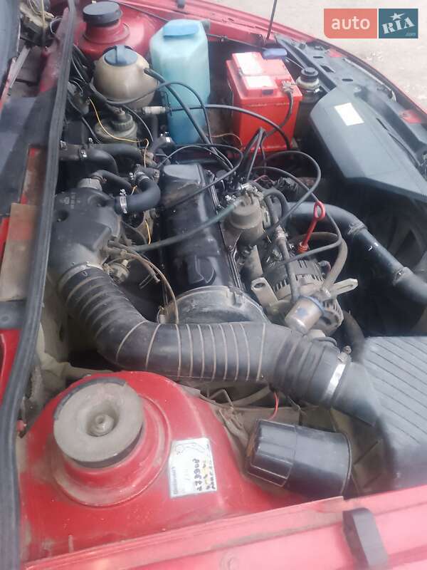 Седан Volkswagen Passat 1989 в Сколе