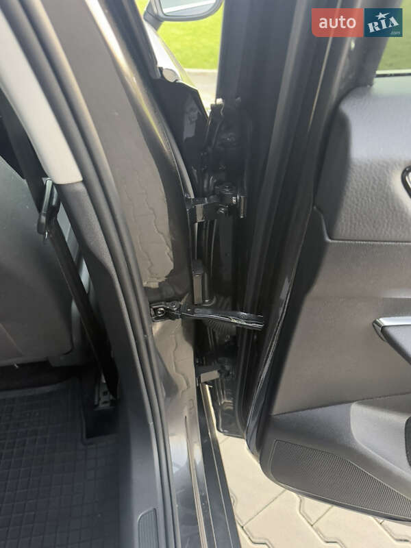 Седан Volkswagen Passat 2022 в Луцке